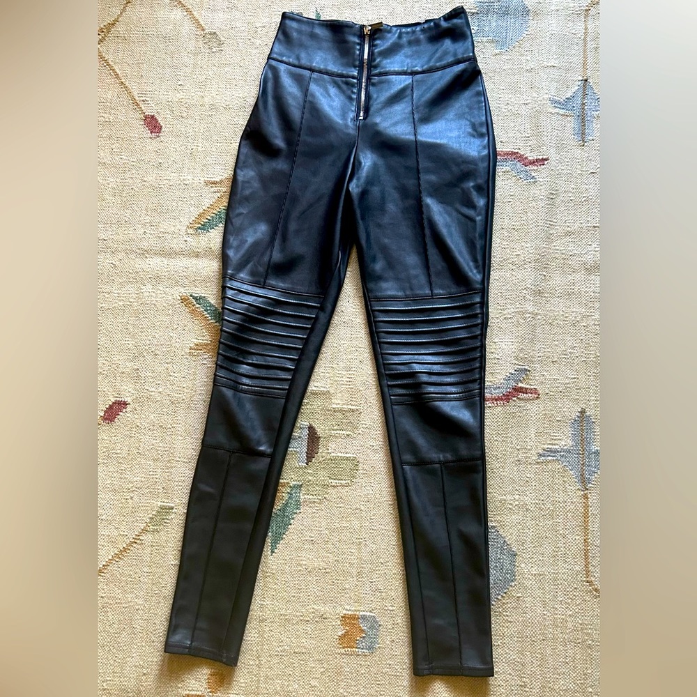 Maniere de voir vegan leather pants size 4
